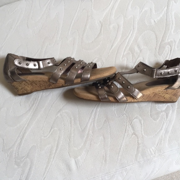 Aerosoles Platinum Sandals Size 8.5 - Picture 2 of 8